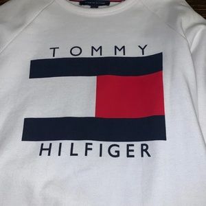 tommy hilfiger sweatshirt